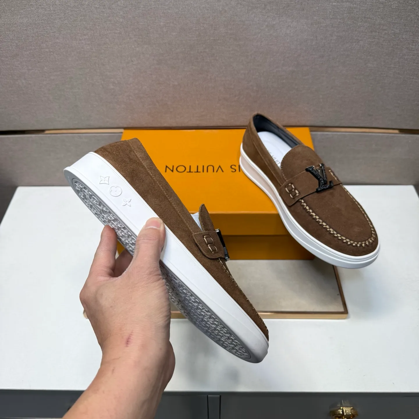 Men's men's shoes 💰pp442【LV～】men's casual shoes 2025z cabinet sales simultaneously 🔶Size: 38-44#️⃣ 🔷3 colors🔜The upper is made of multi-material splicing ➕Genuine leather lining, comfortable and breathable, sole: original comfortable and wear-resistant outsole, ⚠️real thing📱photographed🎬real thing is better📢📢📢